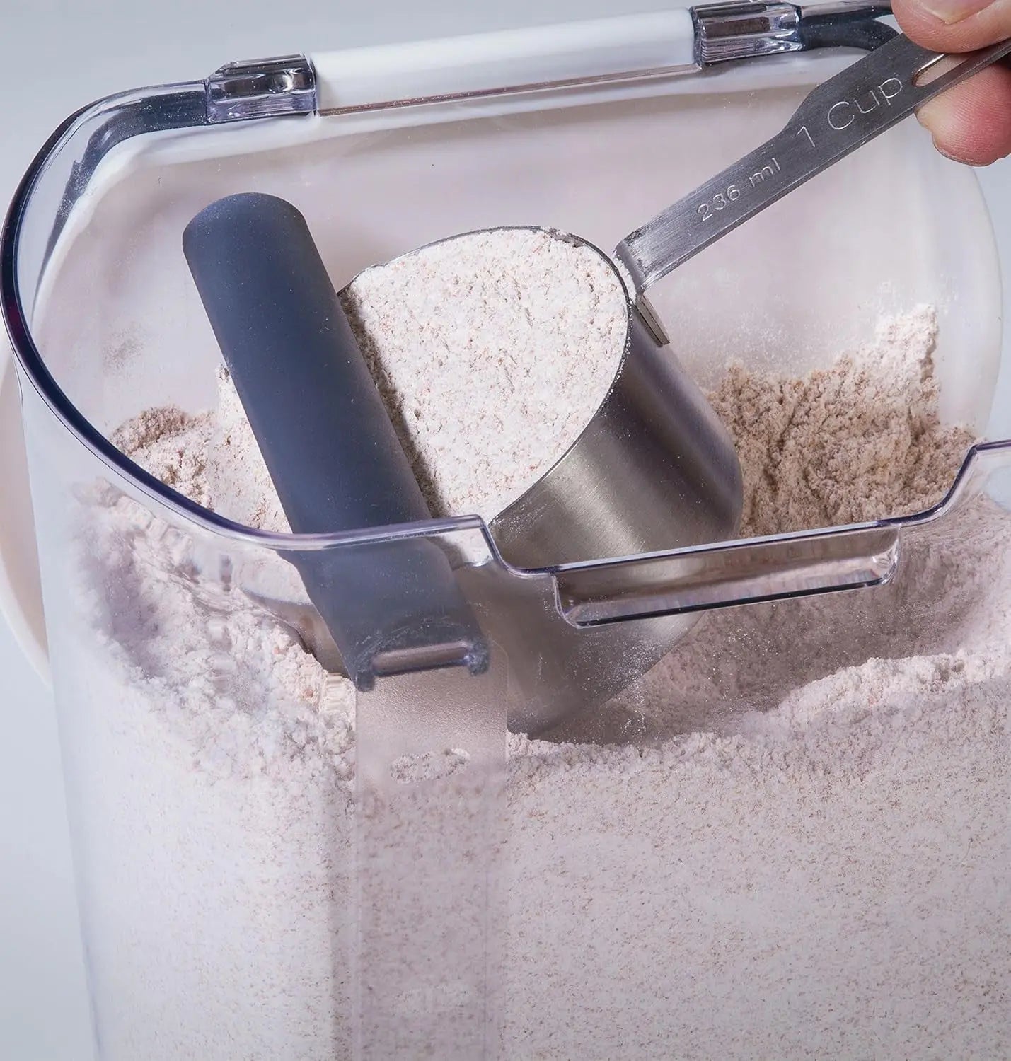 Progressive Flour Storage Container 3.7 Litre | Airtight Silicone Seal | Removable Leveller | Easy-To-Read Measurement Markings | Holds 5Lb Bag of Flour | Durable Bpa-Free | Modern Look