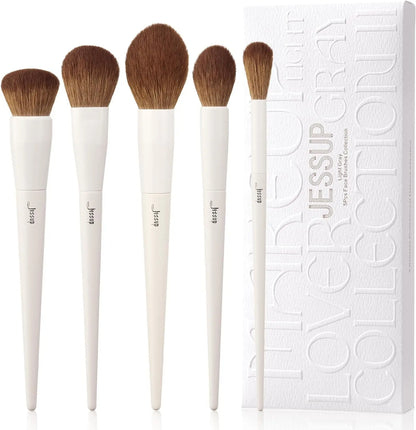 Unleash Your Inner Makeup Artist with the 5-Piece Vegan Brush Set - Fluffy Friends for Flawless Faces!